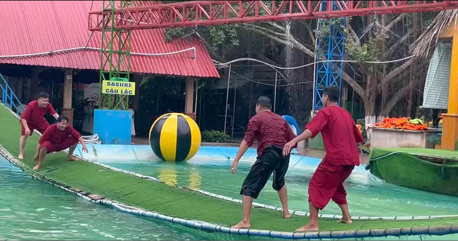 A recreational networking activity during the customer programme